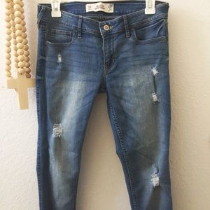Hollister Super Skinny Jeans